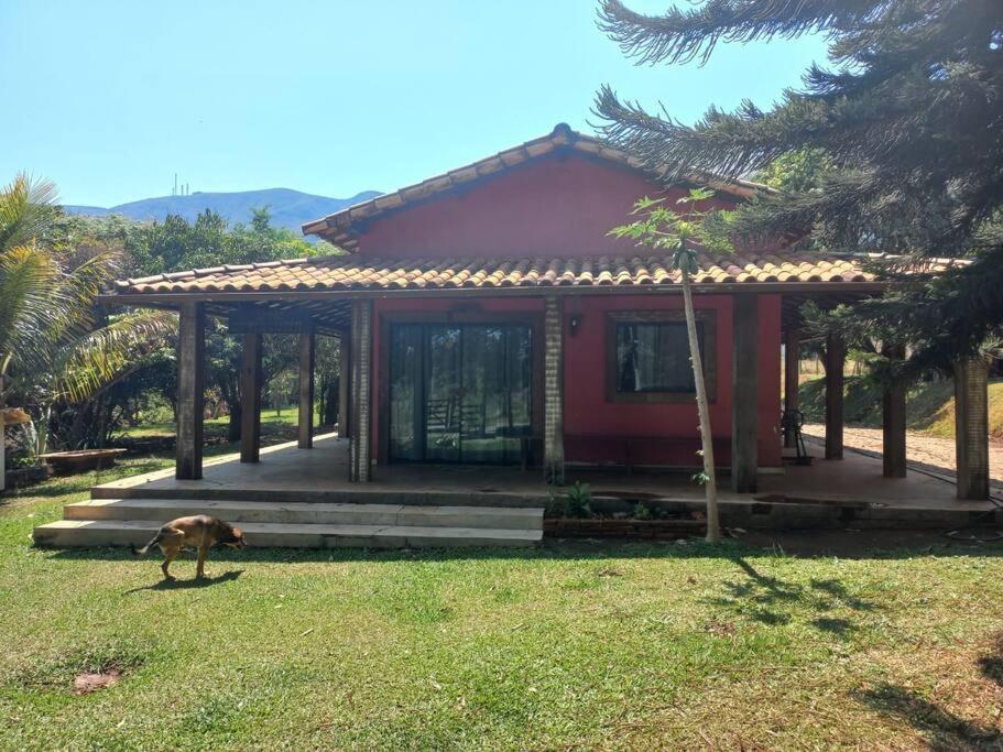 Sitio Da Tia Lucia Perto Da Montanha Villa Brumadinho Dış mekan fotoğraf